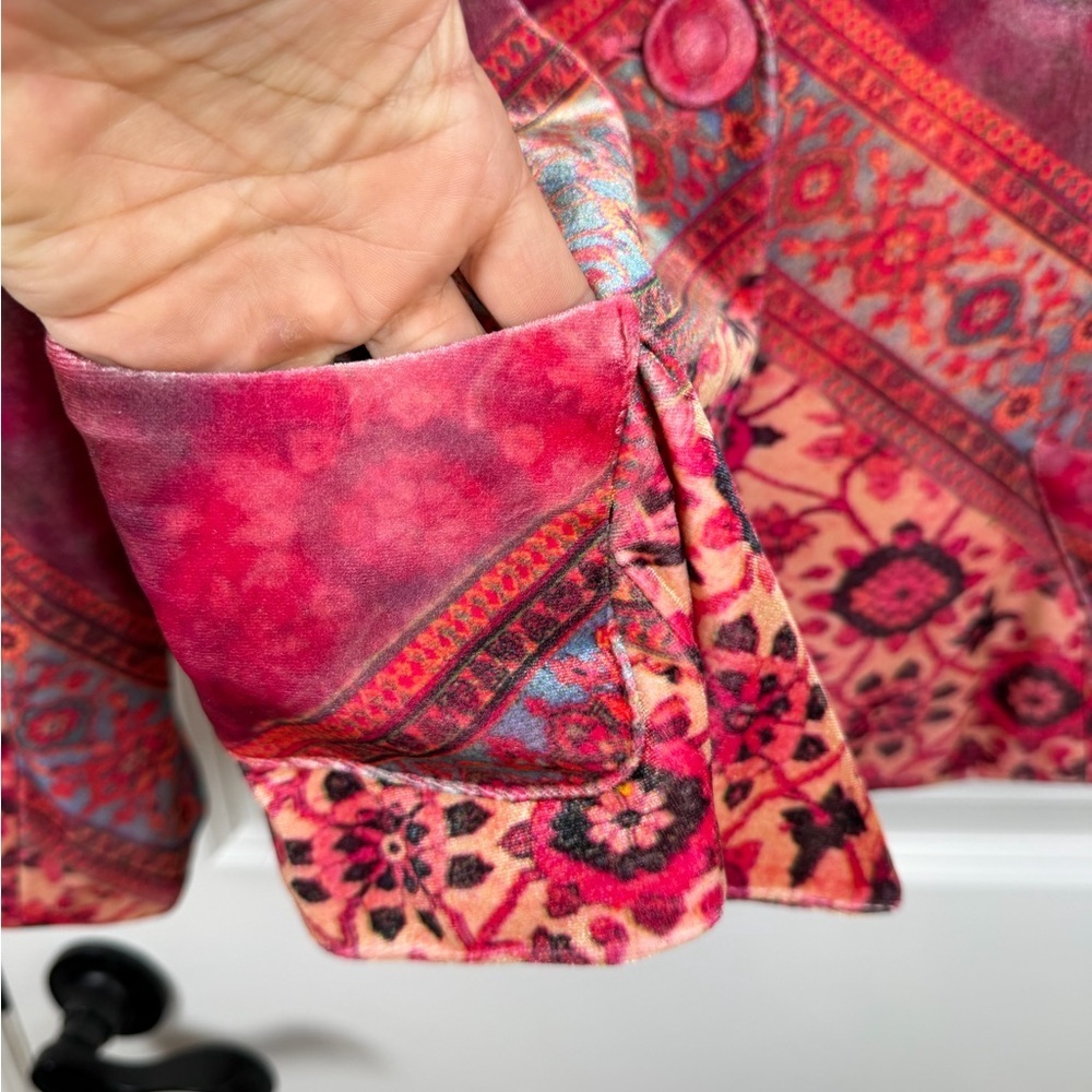 Bold Red and Pink Paisley Blazer - Picture 5 of 7